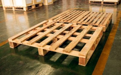 Building a Fence with Pallets