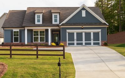 Top Fencing Trends For Suburban Homes