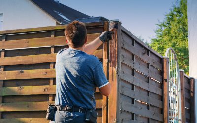 What are the benefits of composite fences?